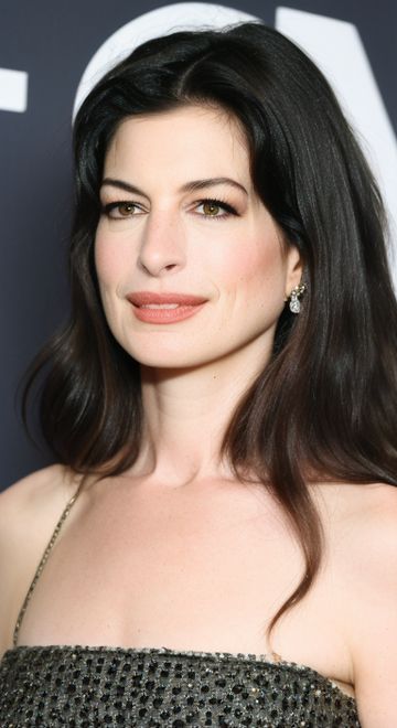 [SD 1.5][LORA]Anne Hathaway v1.16